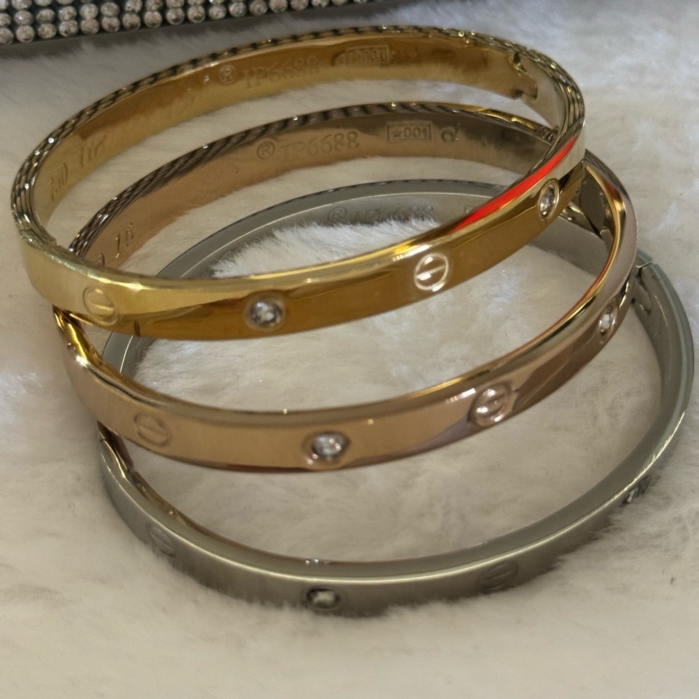 Elegant Gold, Silver, and Rose Gold Bangle Set